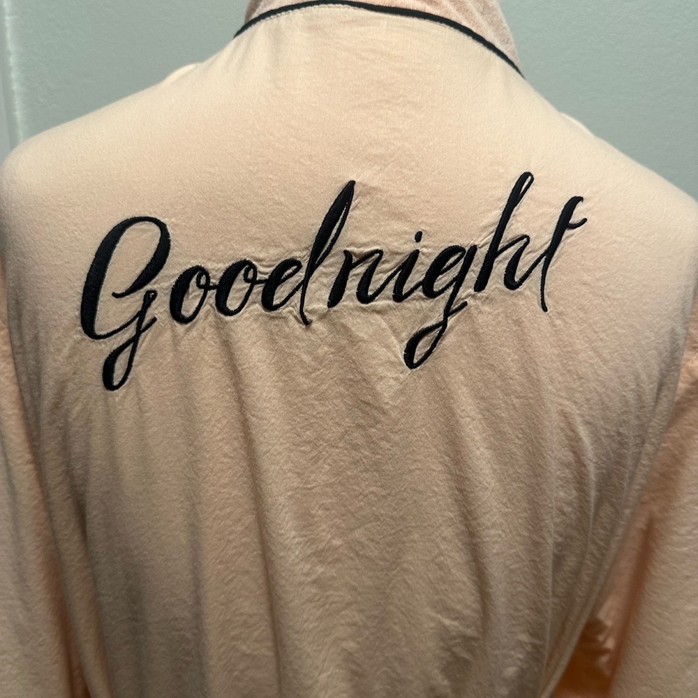 Kate Spade “Goodnight” Robe - Picture 2 of 5